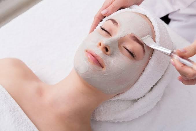Eyebrow threading